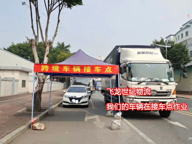 深圳中港运输公司 有场地码接驳场 港车可以安排