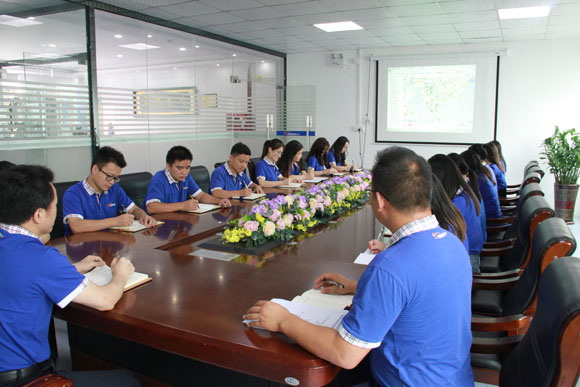 物流到香港：出口预制菜的报关和运输要求